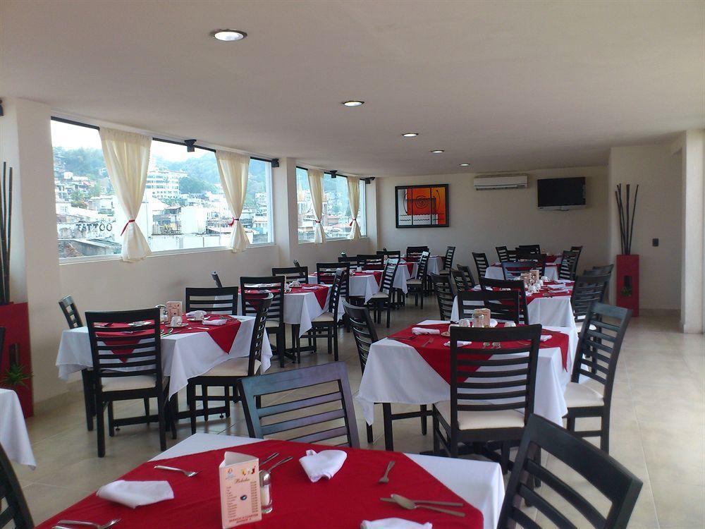 Hotel Portonovo Plaza Malecon Puerto Vallarta Bagian luar foto